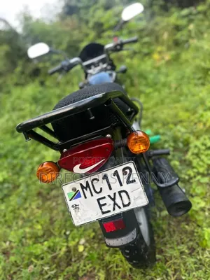 Bajaj Boxer 125 2025 Black