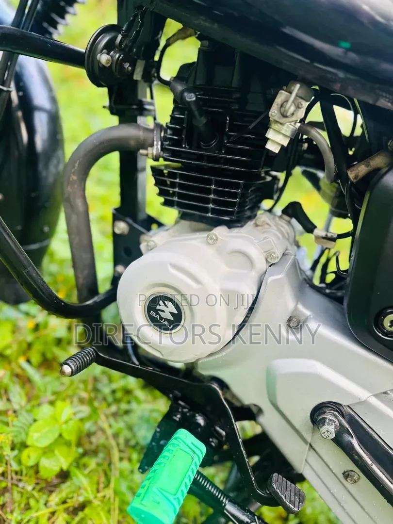 Bajaj Boxer 125 2025 Black