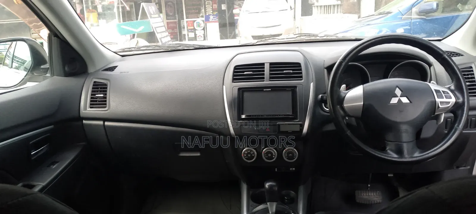Mitsubishi RVR 2010 White
