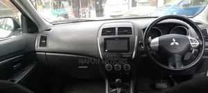 Mitsubishi RVR 2010 White