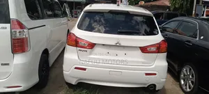 Mitsubishi RVR 2010 White