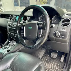Land Rover Discovery 2013 White