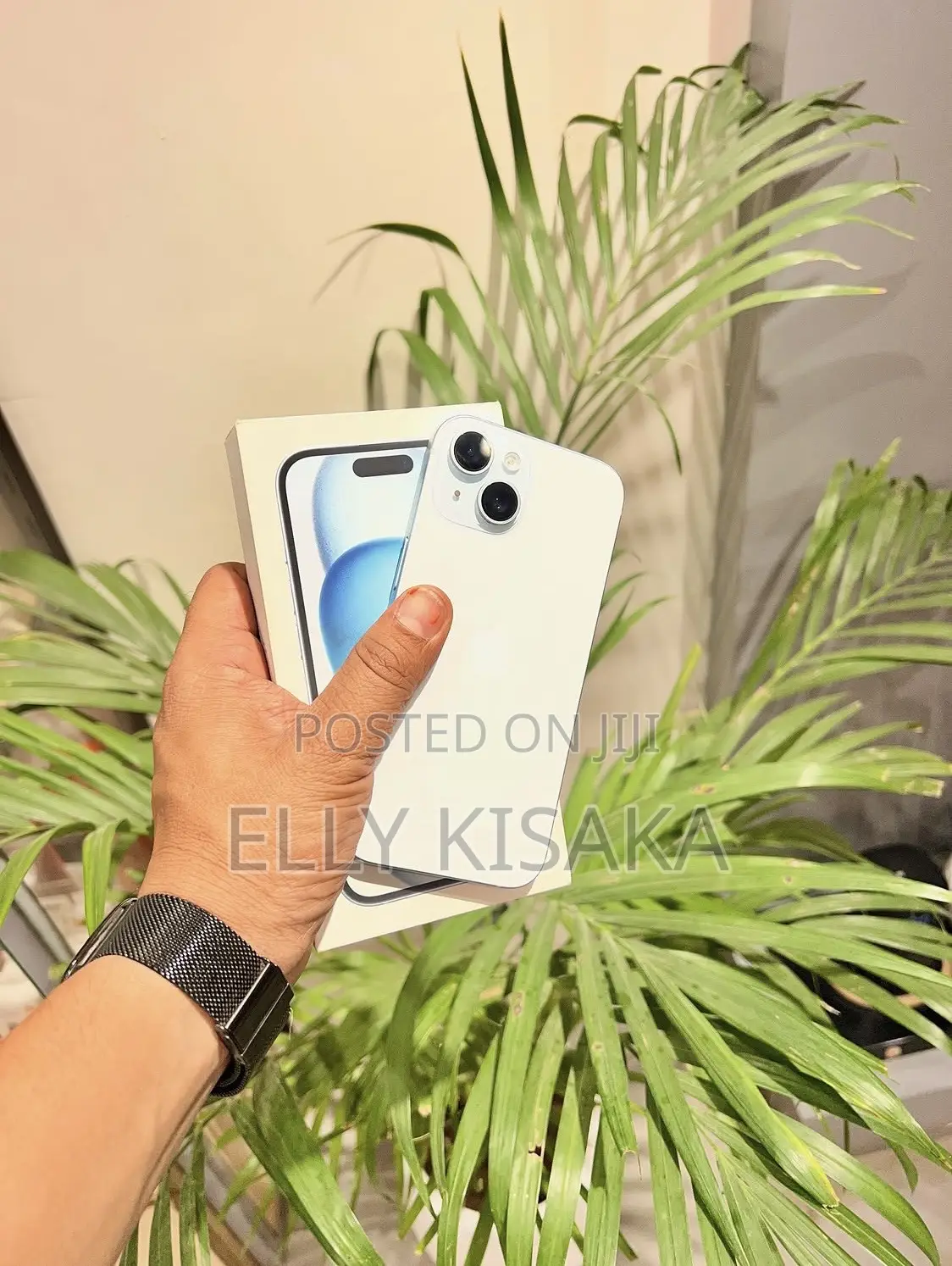 New Apple iPhone 15 128 GB White