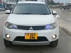 Mitsubishi Outlander 2008 White