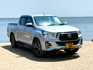 Toyota Hilux 2019 Silver