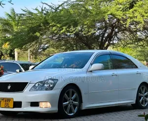 Toyota Crown 2026 White