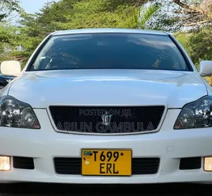 Toyota Crown 2026 White