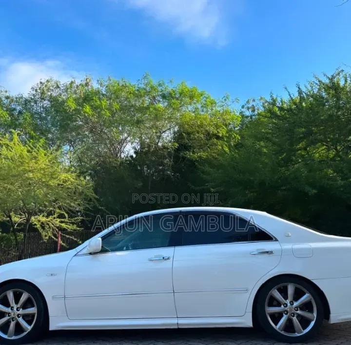 Toyota Crown 2026 White