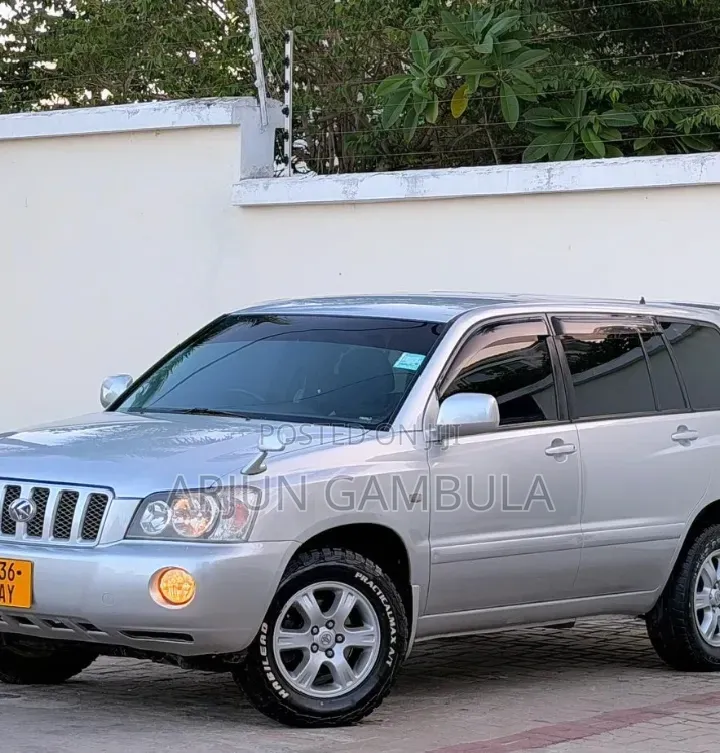 Toyota Kluger 2006 Silver