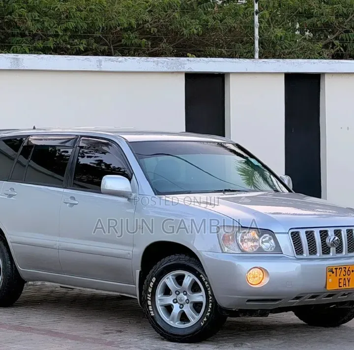 Toyota Kluger 2006 Silver