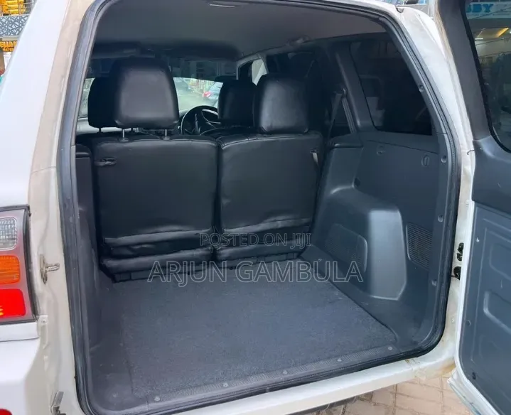 Toyota RAV4 1999 White