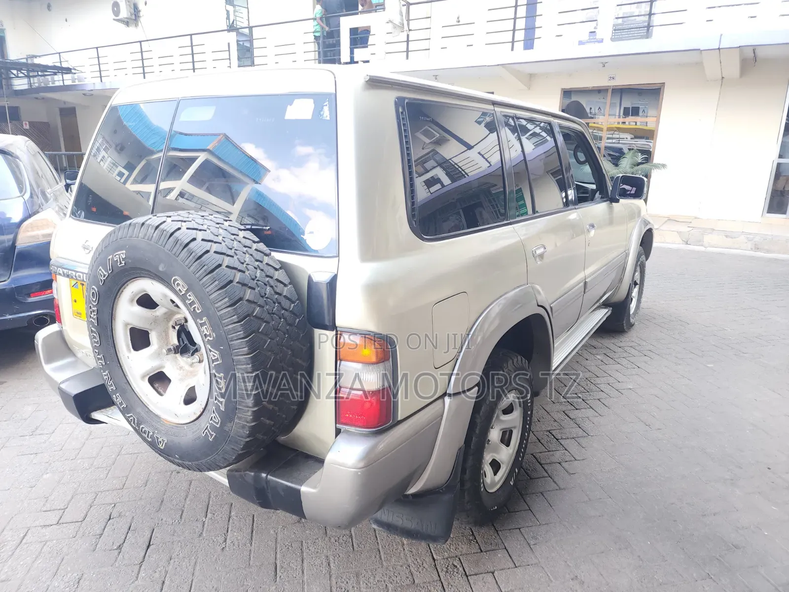 Nissan Patrol 2001 Silver
