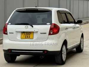 Mazda Verisa 2007 White