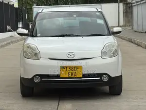 Mazda Verisa 2007 White