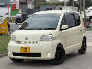 Toyota Porte 1.3 FWD 2005