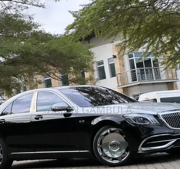 Mercedes-Benz C200 2008 Matt Black