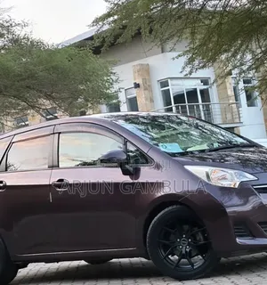 Toyota Ractis 2013 Gray