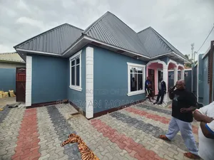 Furnished 3bdrm House in Biriani Real Estate, Chamazi for sale