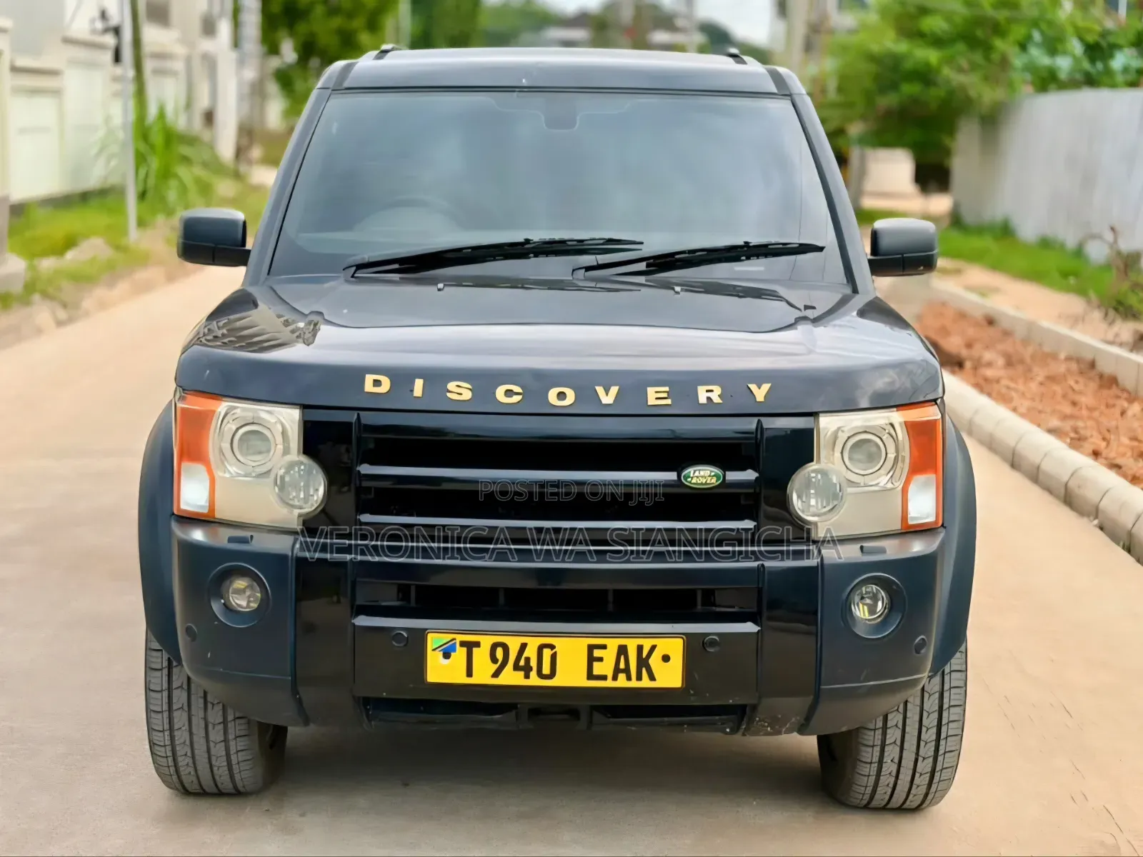 Land Rover Discovery 2011 Black