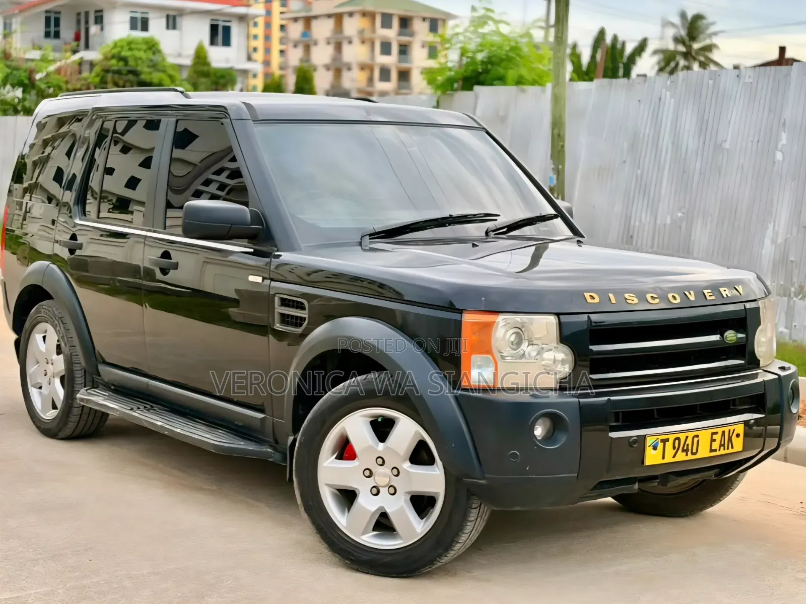 Land Rover Discovery 2011 Black