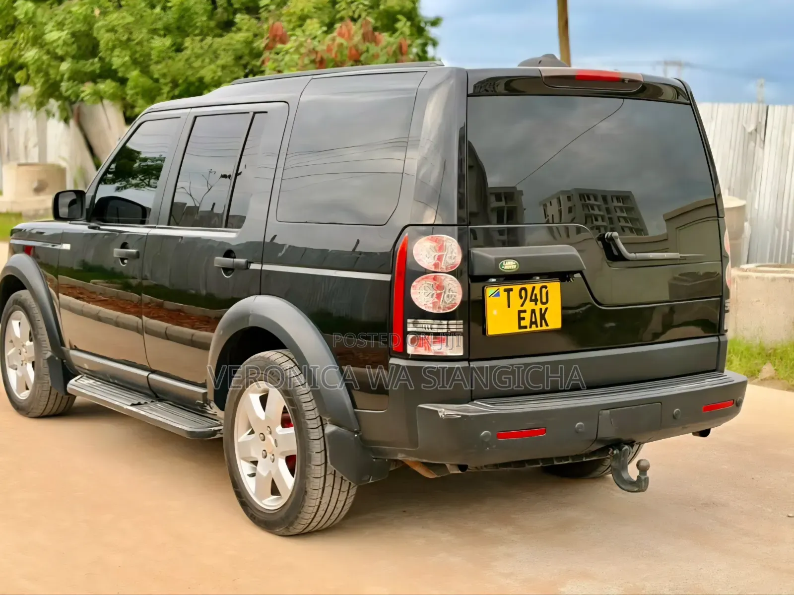 Land Rover Discovery 2011 Black