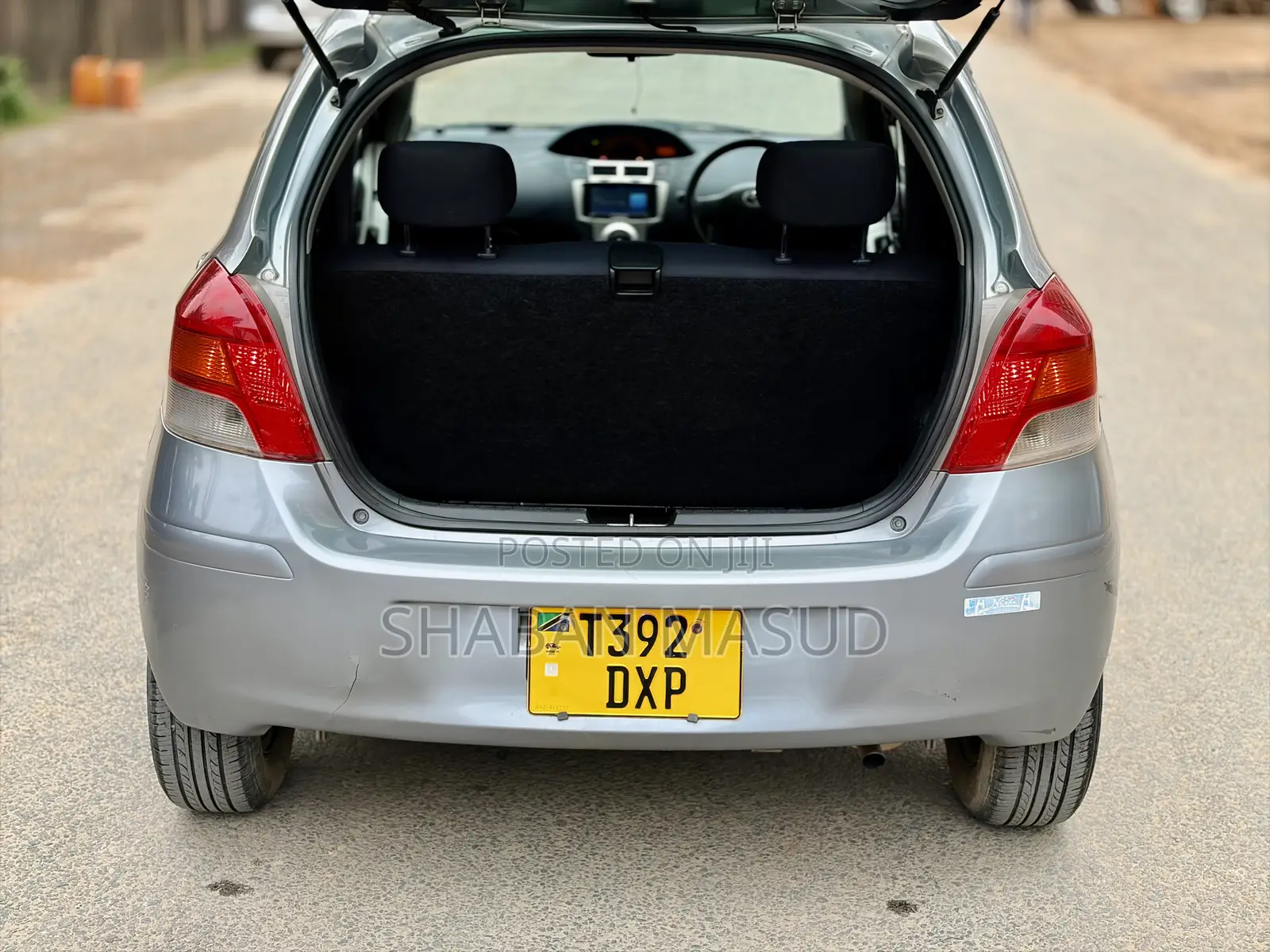 Toyota Vitz 1.0 FWD 5dr 2009 Beige