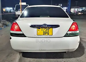 Toyota Mark II 2002 White