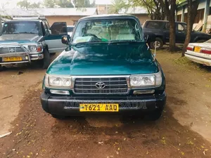 Toyota Land Cruiser 1995 Green