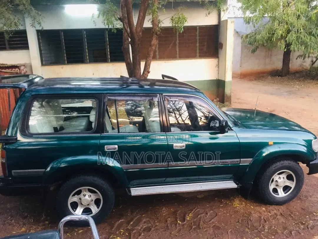 Toyota Land Cruiser 1995 Green