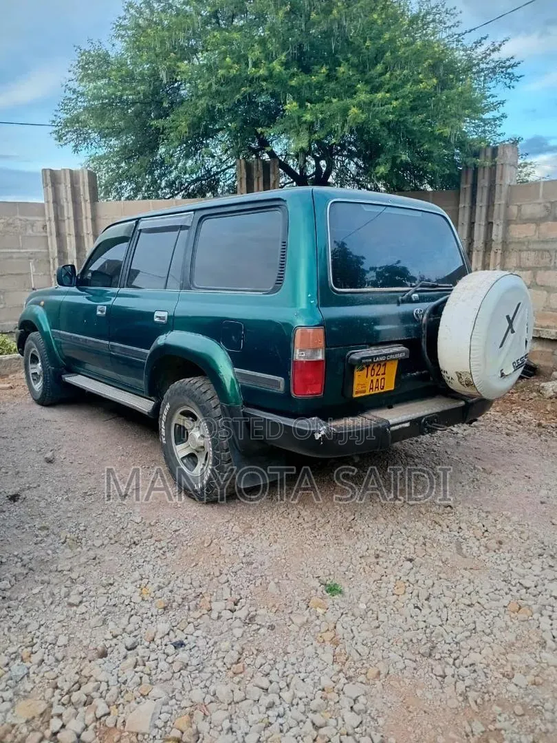 Toyota Land Cruiser 1995 Green