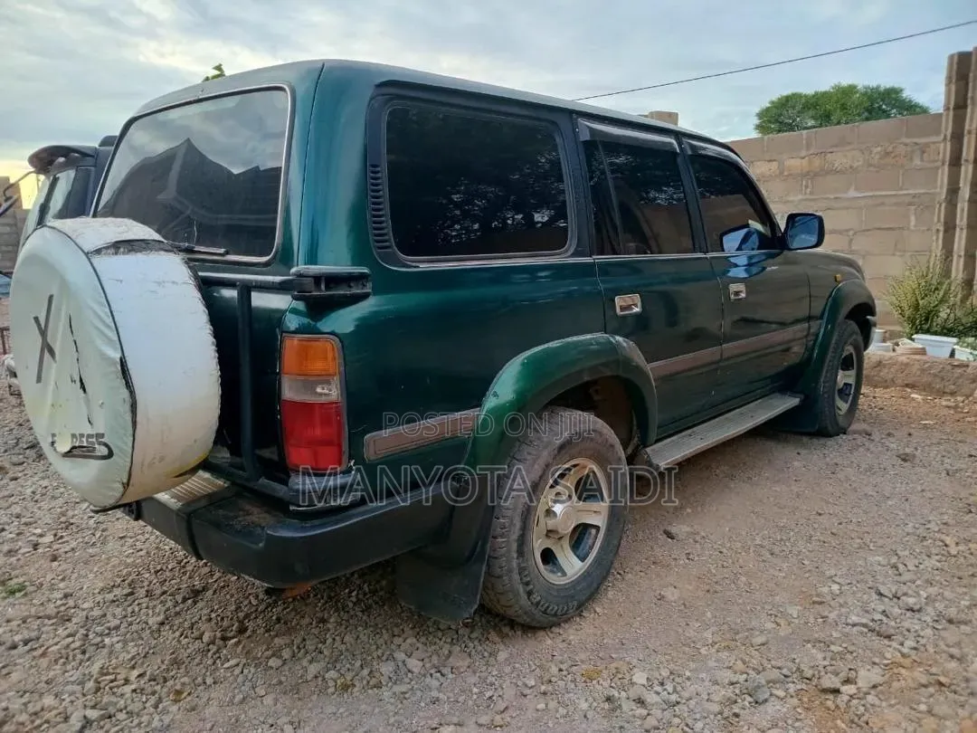 Toyota Land Cruiser 1995 Green