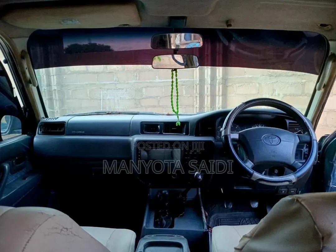 Toyota Land Cruiser 1995 Green