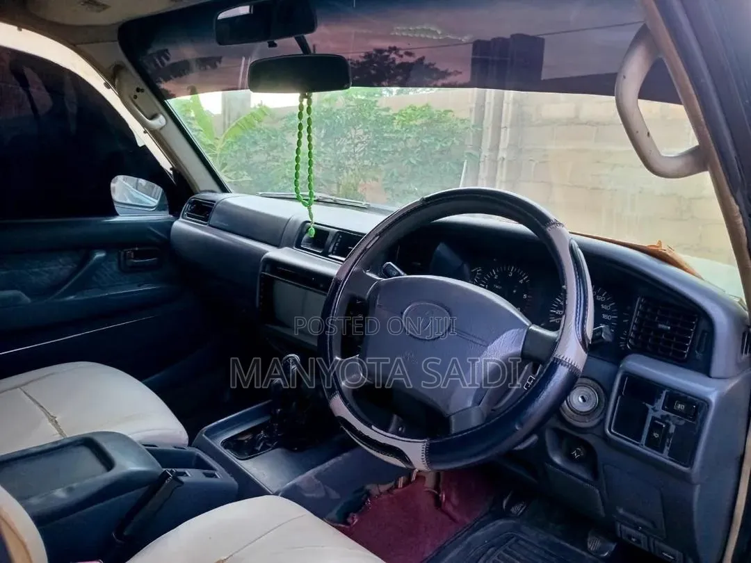 Toyota Land Cruiser 1995 Green