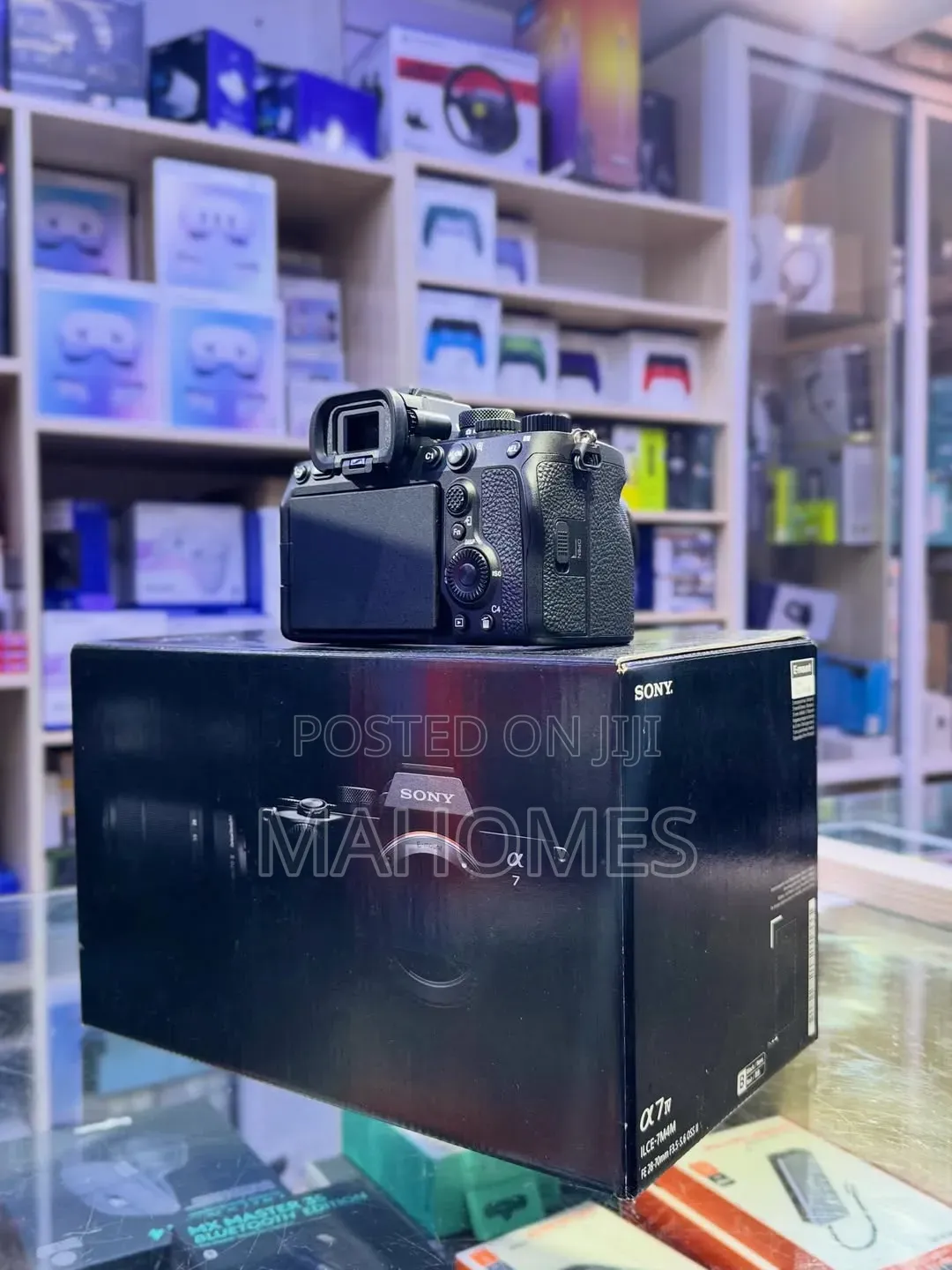 Sony Alpha With Lens Fe-28-70 Mm