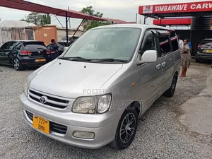 Toyota Noah 2001 Silver