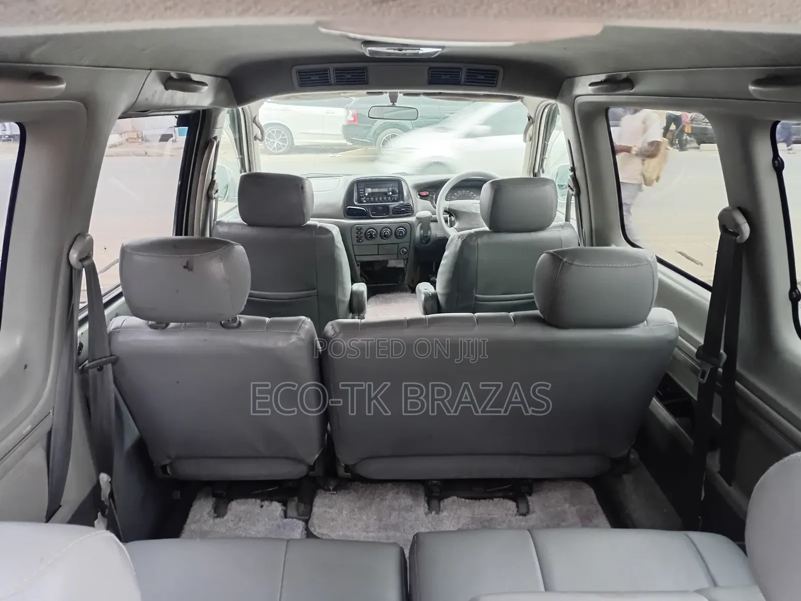 Toyota Noah 2001 Silver