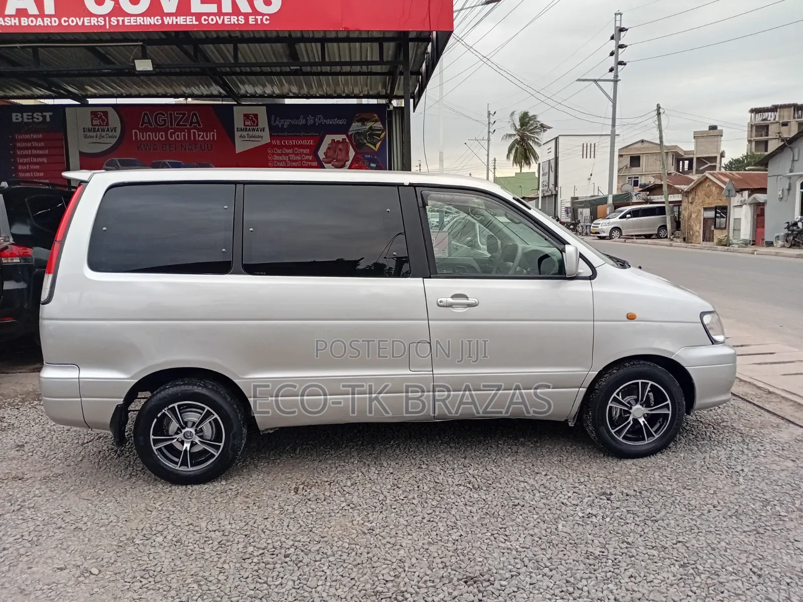 Toyota Noah 2001 Silver