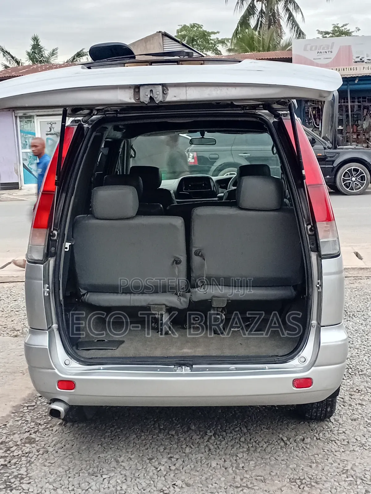 Toyota Noah 2001 Silver