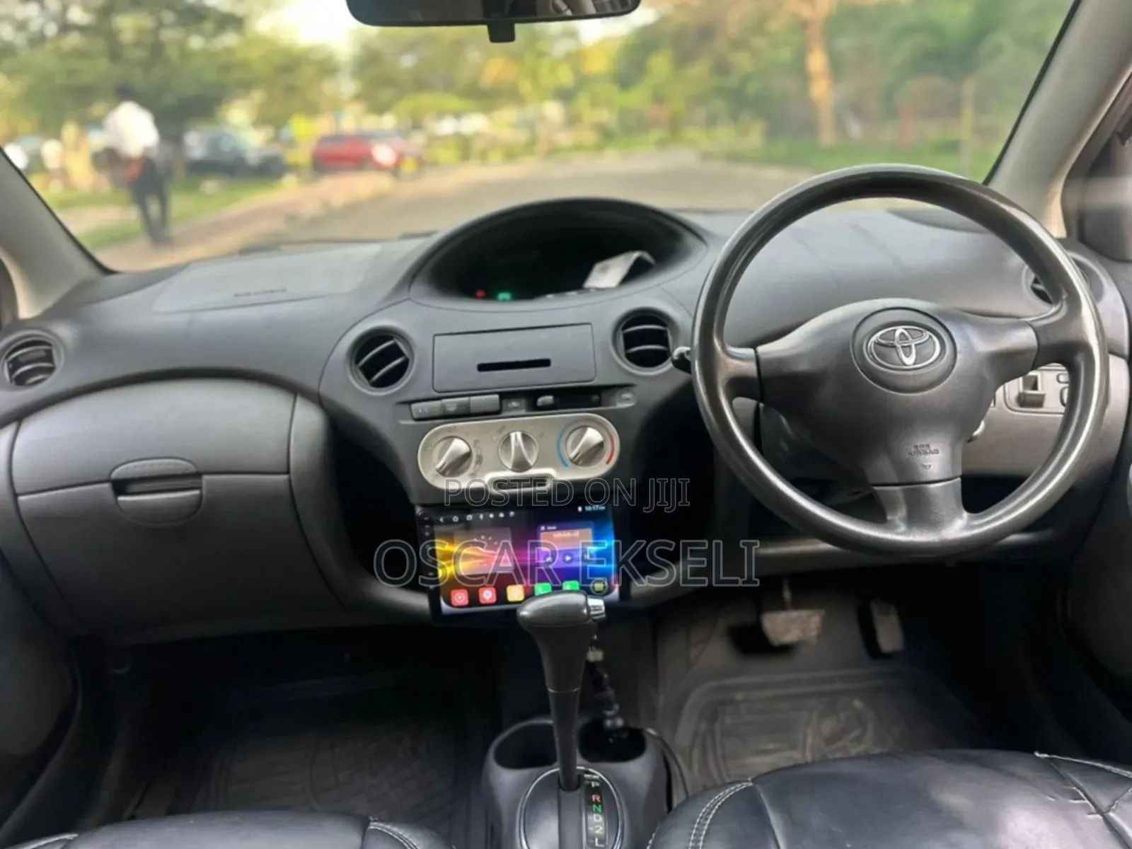 Toyota Vitz 2002 Gray