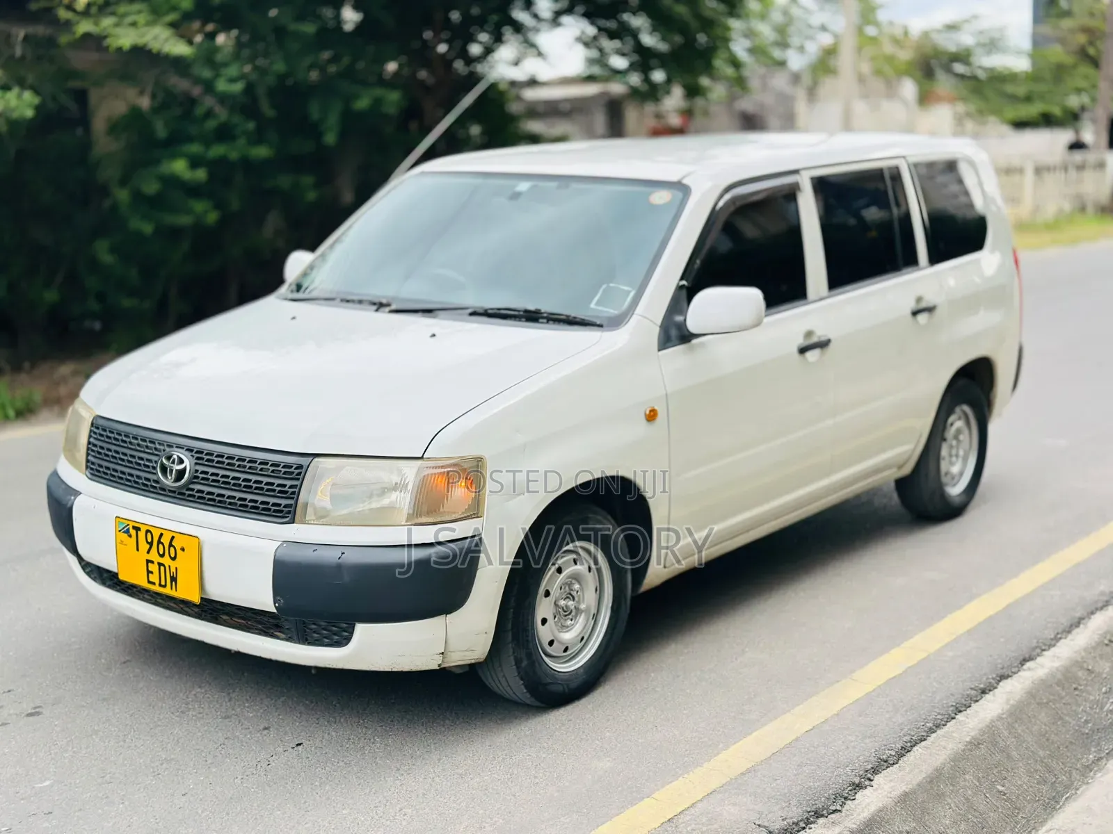 Toyota Probox 2004 White