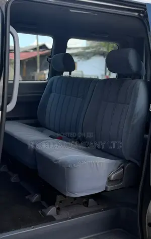 Toyota Noah 2001