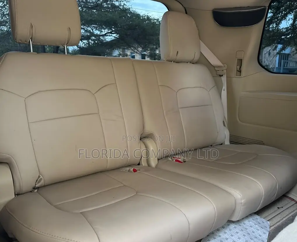Toyota Land Cruiser 2016 White