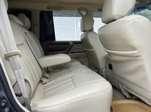 Toyota Land Cruiser 2005