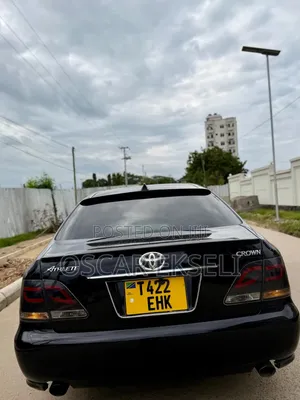 Toyota Crown 2006 Black