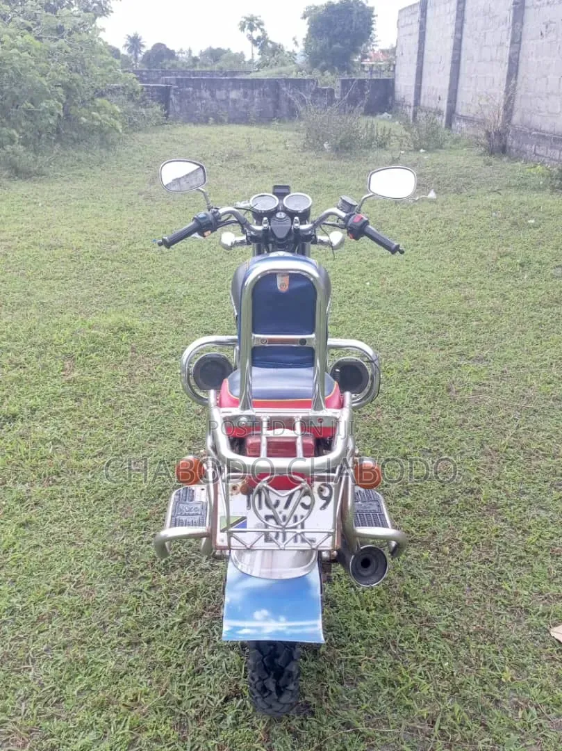 Focin 150cc 2025 Red