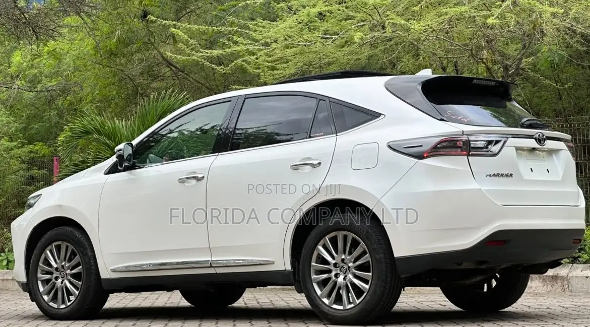 Toyota Harrier 2014 White