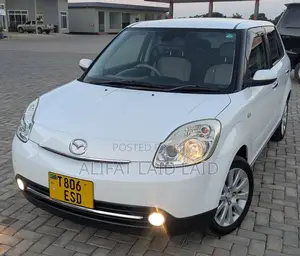 Mazda Verisa 2010 White