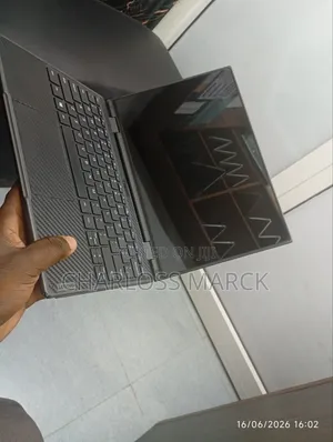 Laptop Lenovo 300e 4GB Intel SSD 140GB