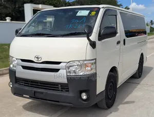 Toyota HiAce 2016 White