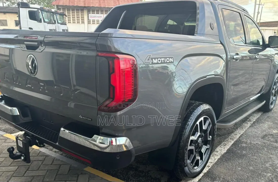 Volkswagen Amarok 2025 Gray